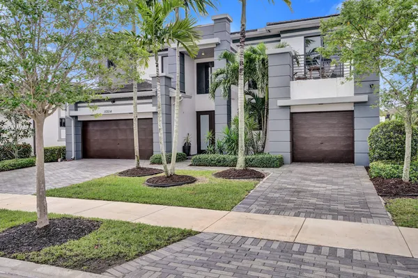 $1,798,000 | 10514 North Lago Vista Circle, Parkland, FL 33076