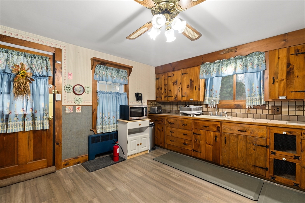 113 Reed Avenue North Attleboro, MA 02760 - Photo 7 of 32