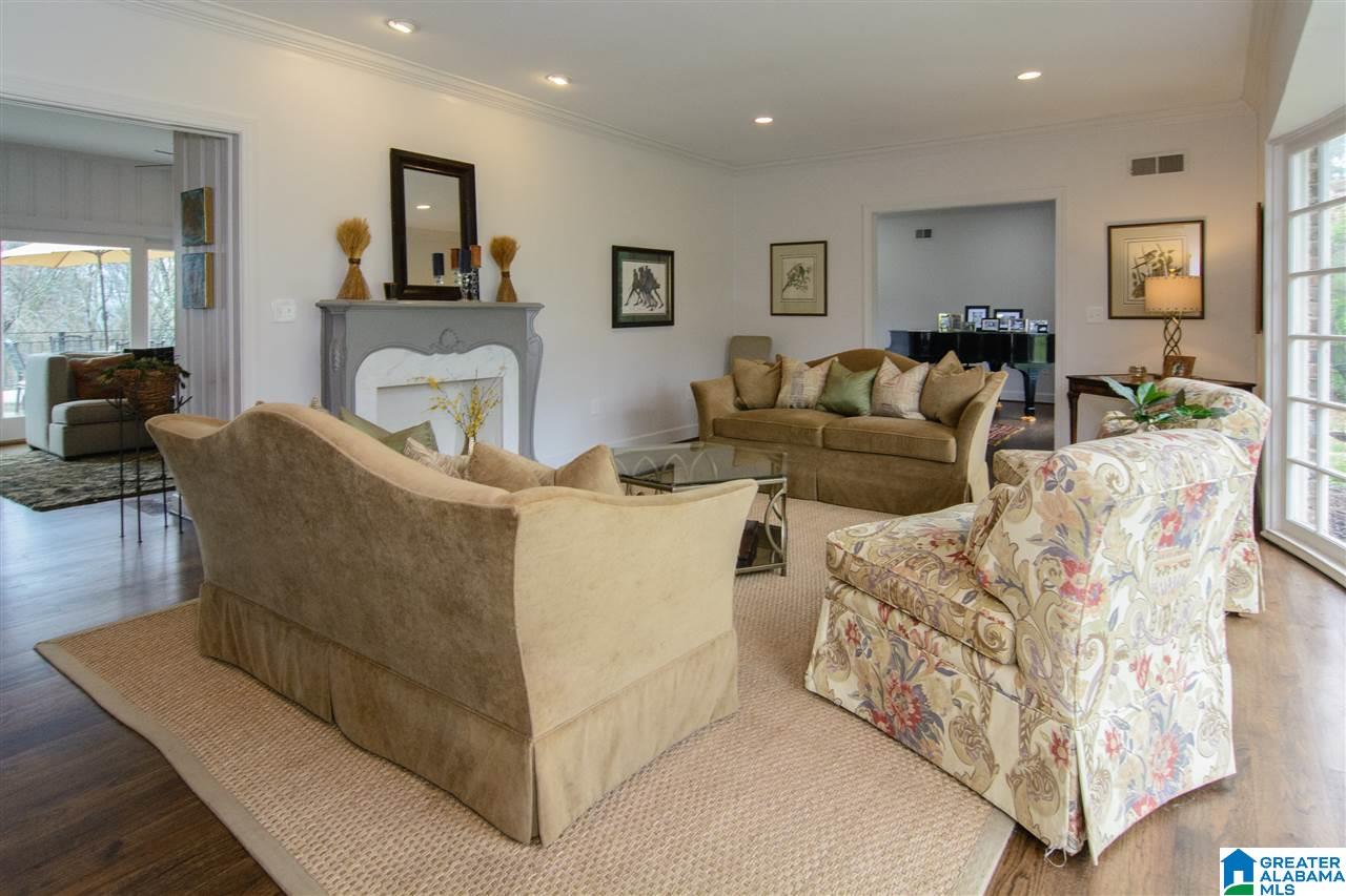 3121 North Woodridge Road Birmingham, AL 35223 - Photo 5 of 50