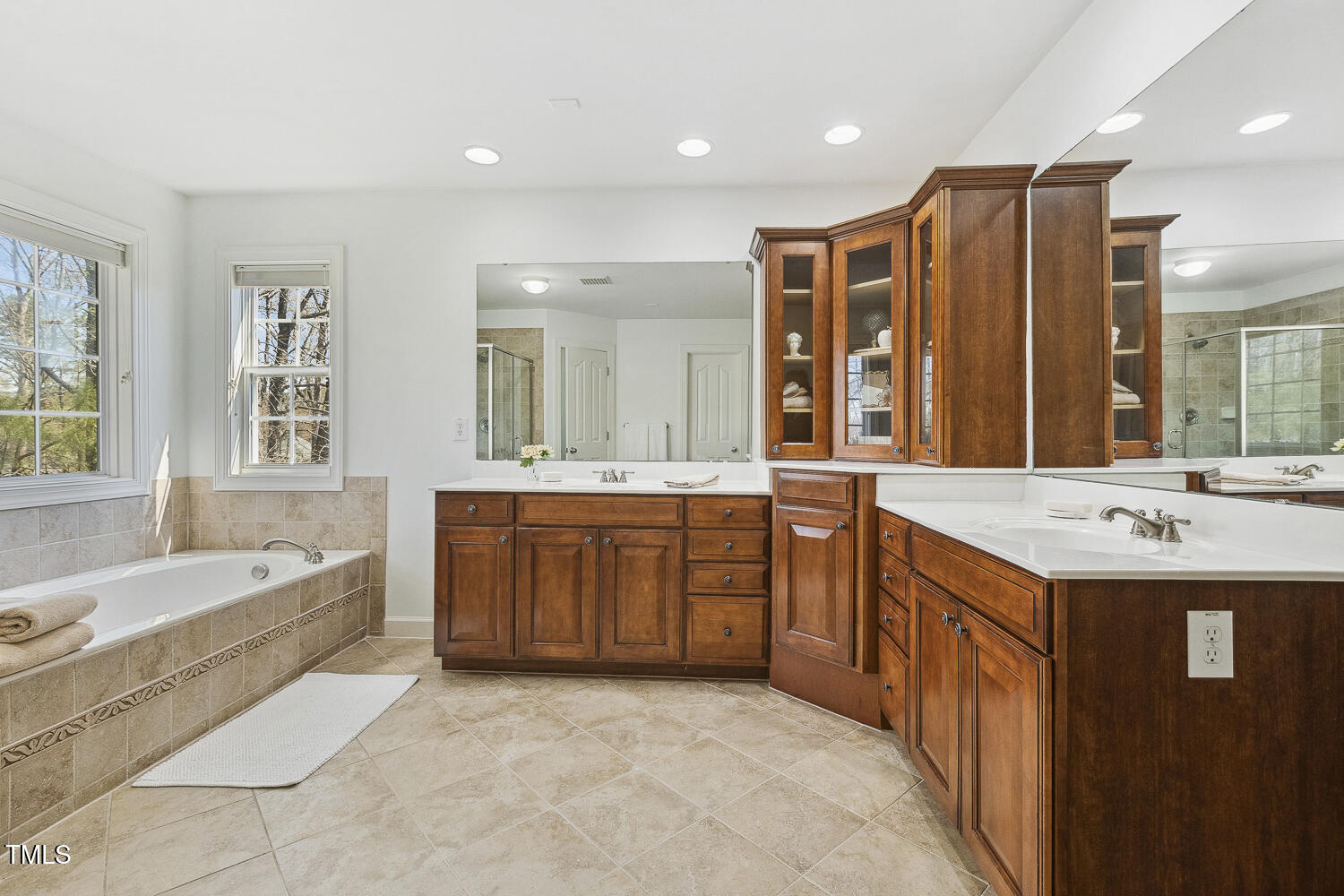 8215 Cushing Street Raleigh, NC 27613 - Photo 43 of 69 057