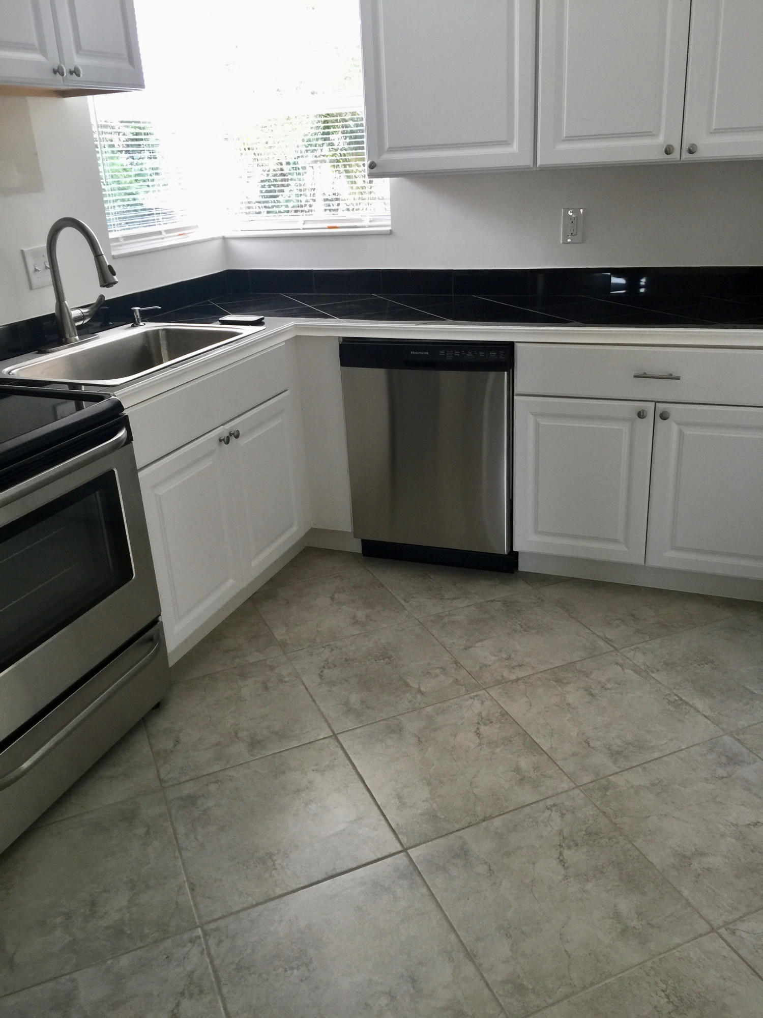 1007 Colonial Road Fort Pierce, FL 34950 - Photo 23 of 36 KIT 2