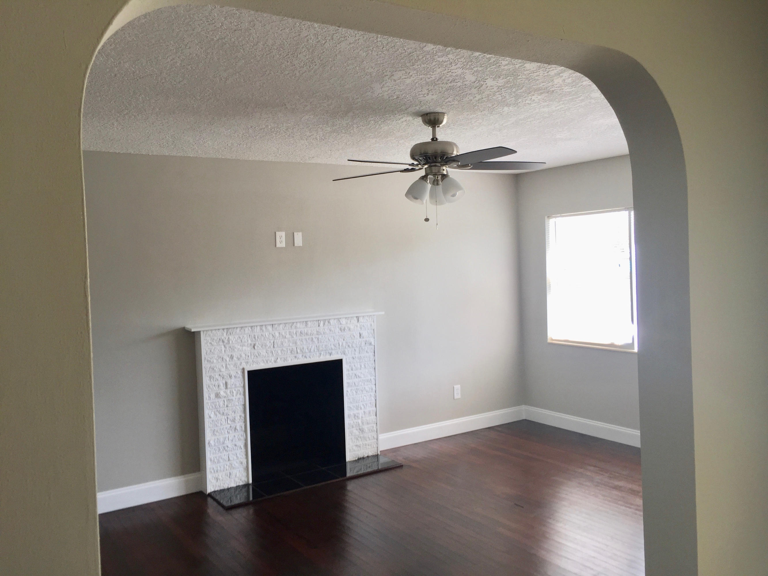 1007 Colonial Road Fort Pierce, FL 34950 - Photo 29 of 36 LIV RM 2