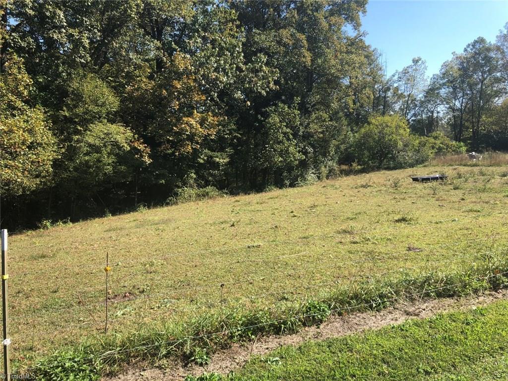 189 Bateman Road Mount Airy, NC 27030 - Photo 13 of 42 Gallery Image 13