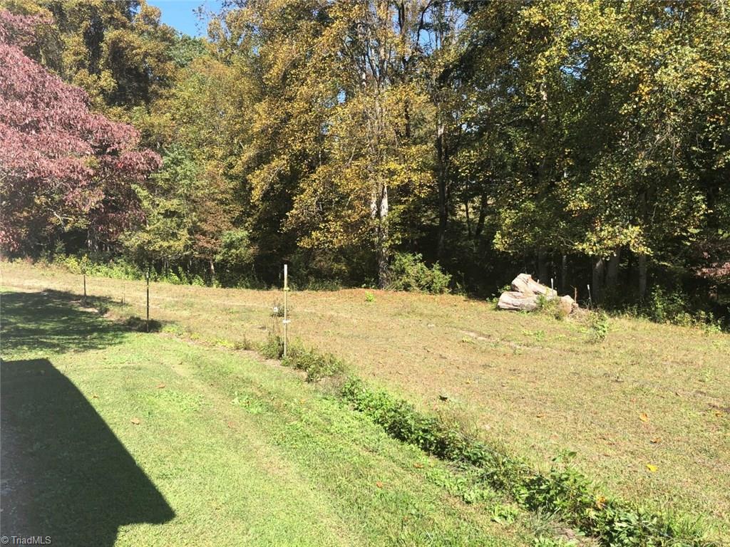 189 Bateman Road Mount Airy, NC 27030 - Photo 14 of 42 Gallery Image 14