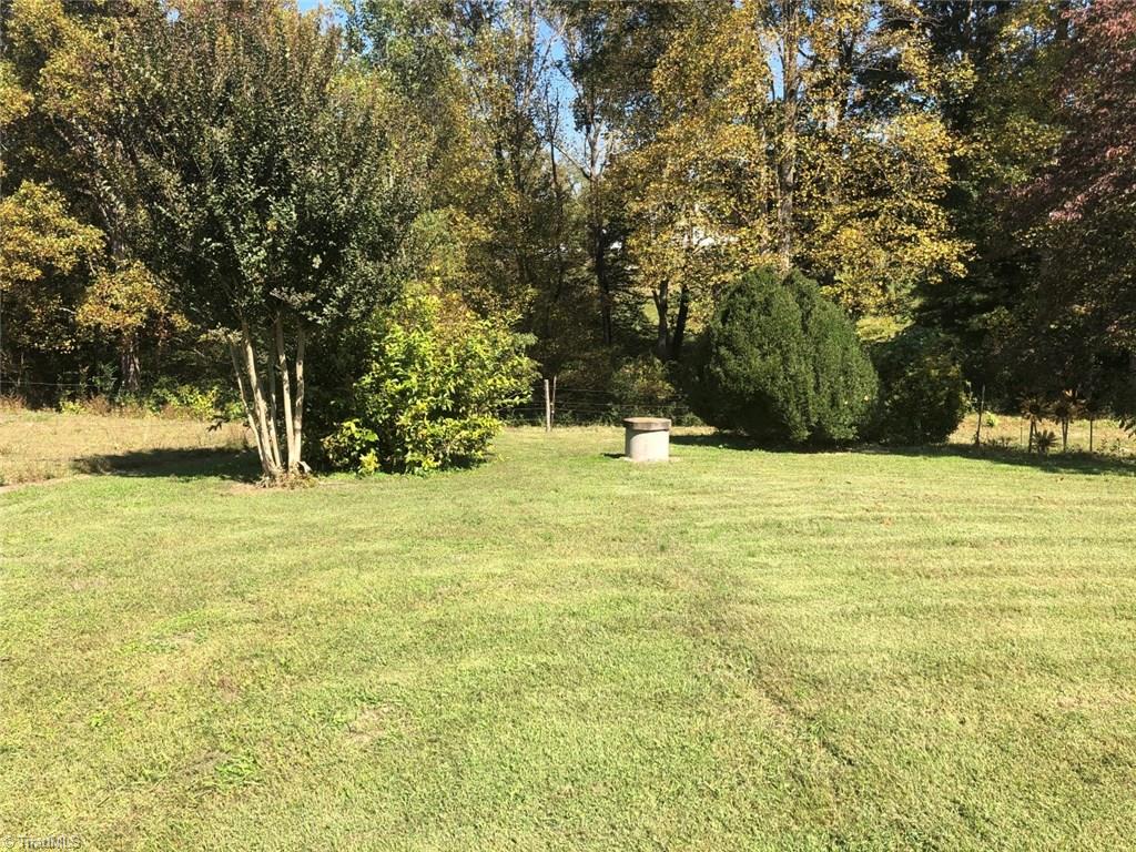189 Bateman Road Mount Airy, NC 27030 - Photo 16 of 42 Gallery Image 16