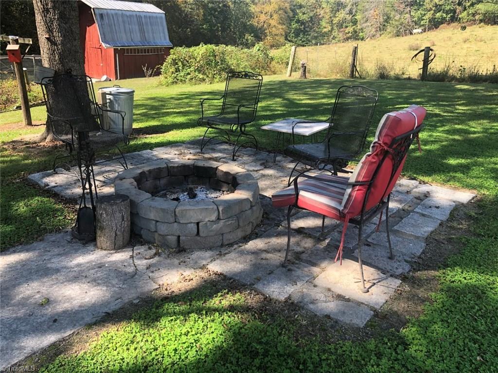 189 Bateman Road Mount Airy, NC 27030 - Photo 20 of 42 Gallery Image 20