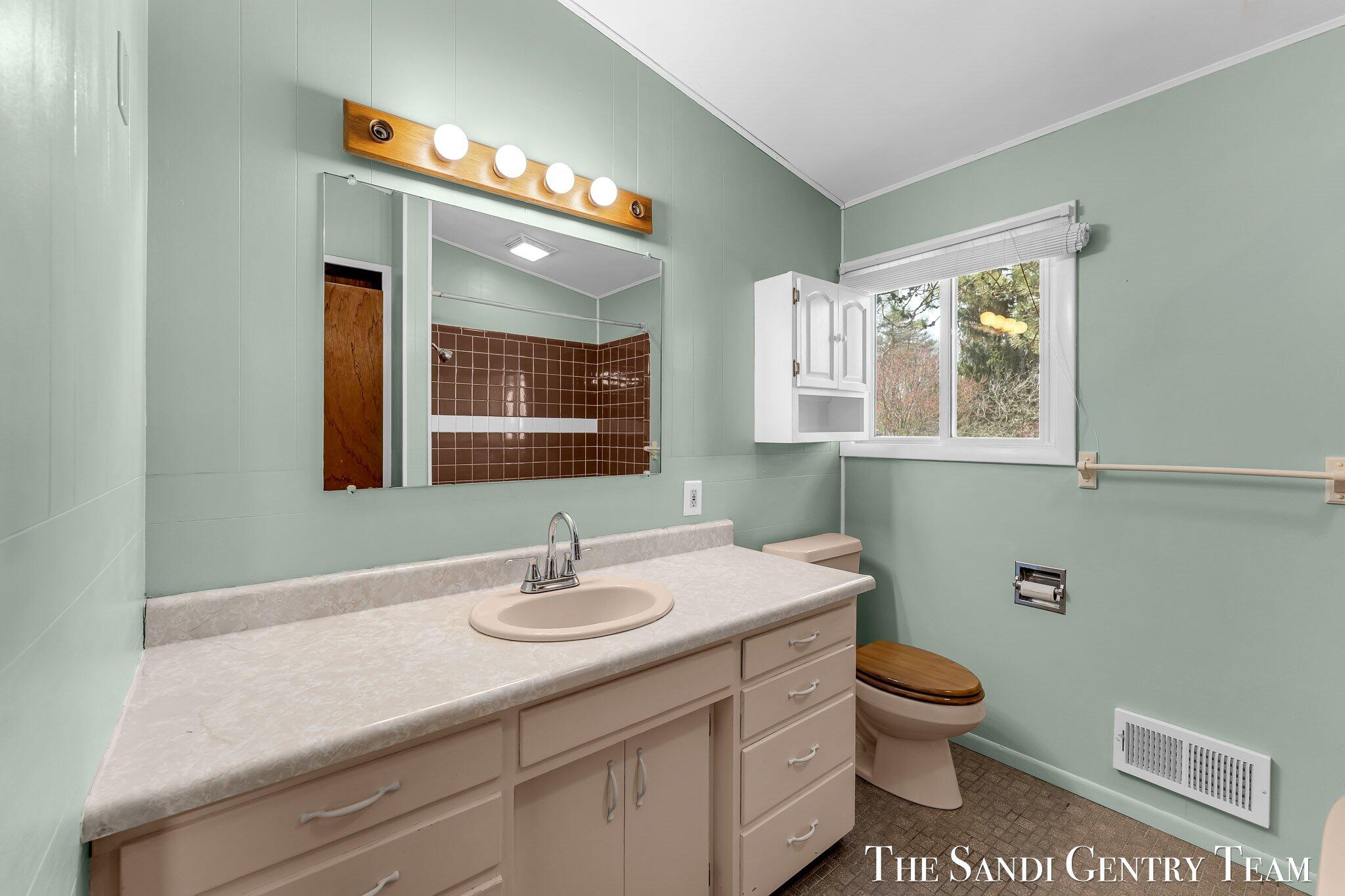 2981 East Sternberg Road Fruitport, MI 49415 - Photo 29 of 57 27-KYL00213
