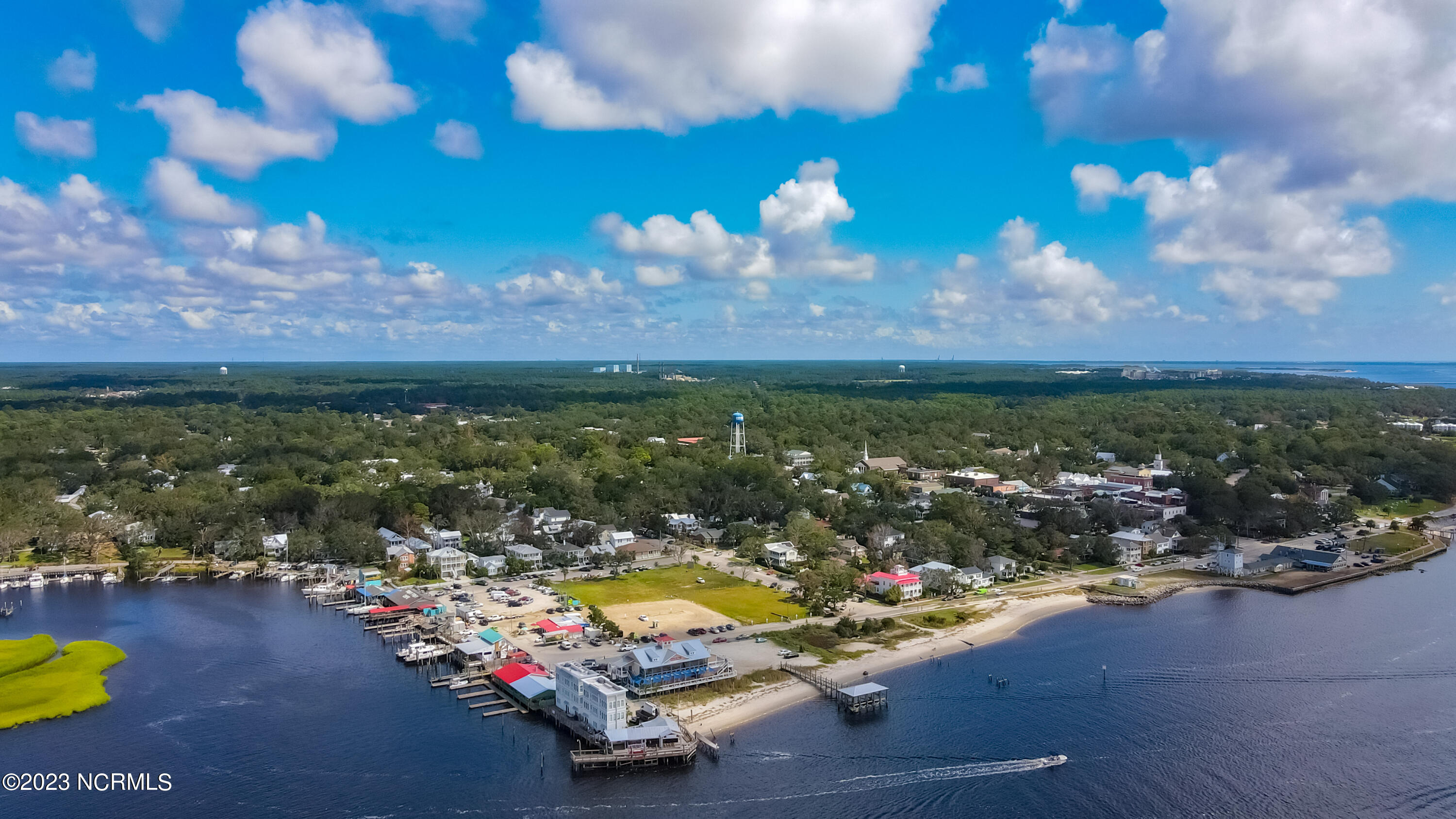1574 East Boiling Spring Road Southport, NC 28461 - Photo 57 of 58 Southport Waterfront (8)