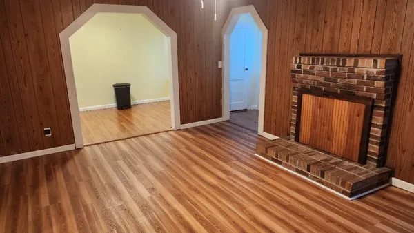 $1,100 | 214 Cross Roads Drive, Seneca, SC 29678