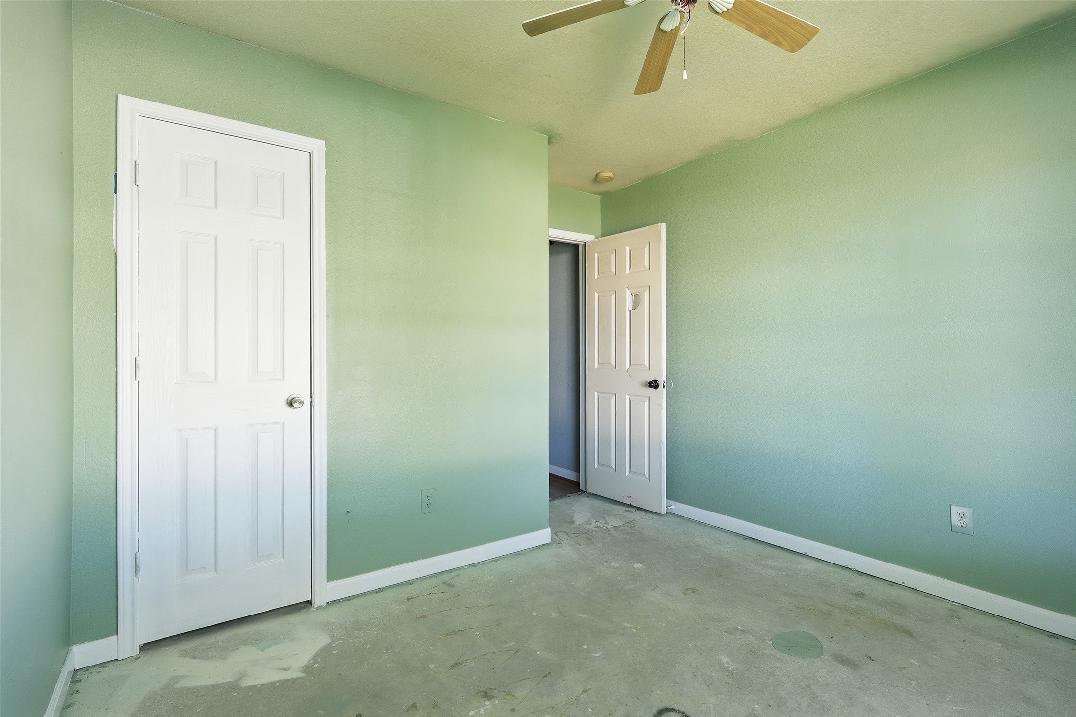 28807 Trinity River Drive Spring, TX 77386 - Photo 14 of 28 a view of an empty room