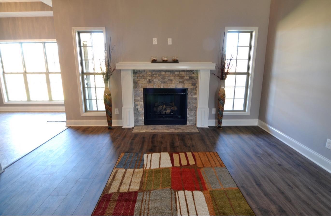 1033 Randy Road Ashland City, TN 37015 - Photo 3 of 21 stock photo