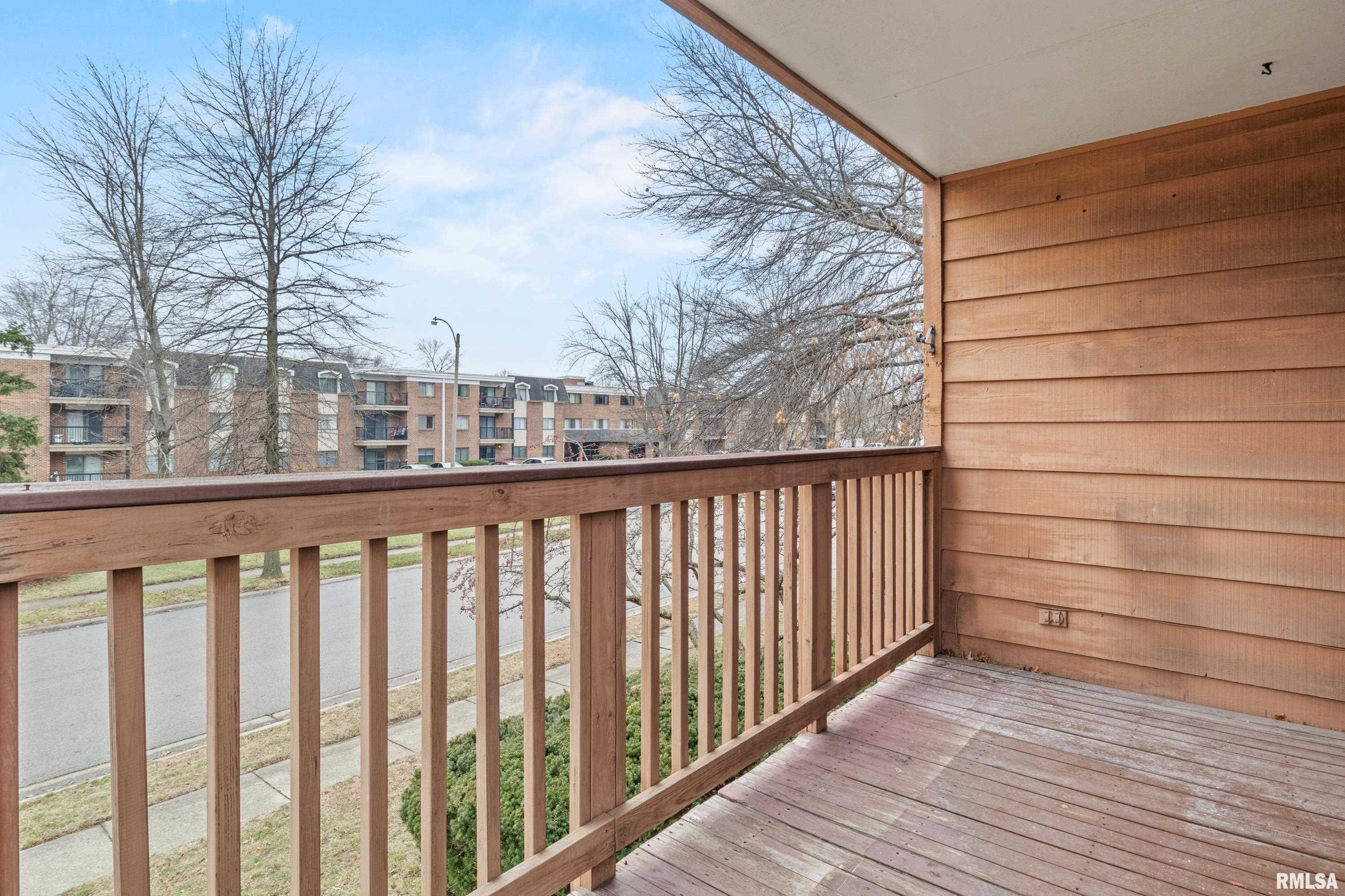 2639 Cooper Avenue Springfield, IL 62704 - Photo 18 of 29 Gallery Image 18