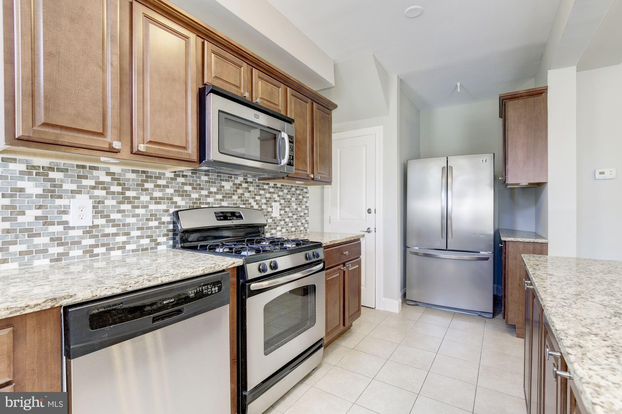 664 Columbia Road Northwest Washington, DC 20001 - Photo 11 of 29 Kitchen