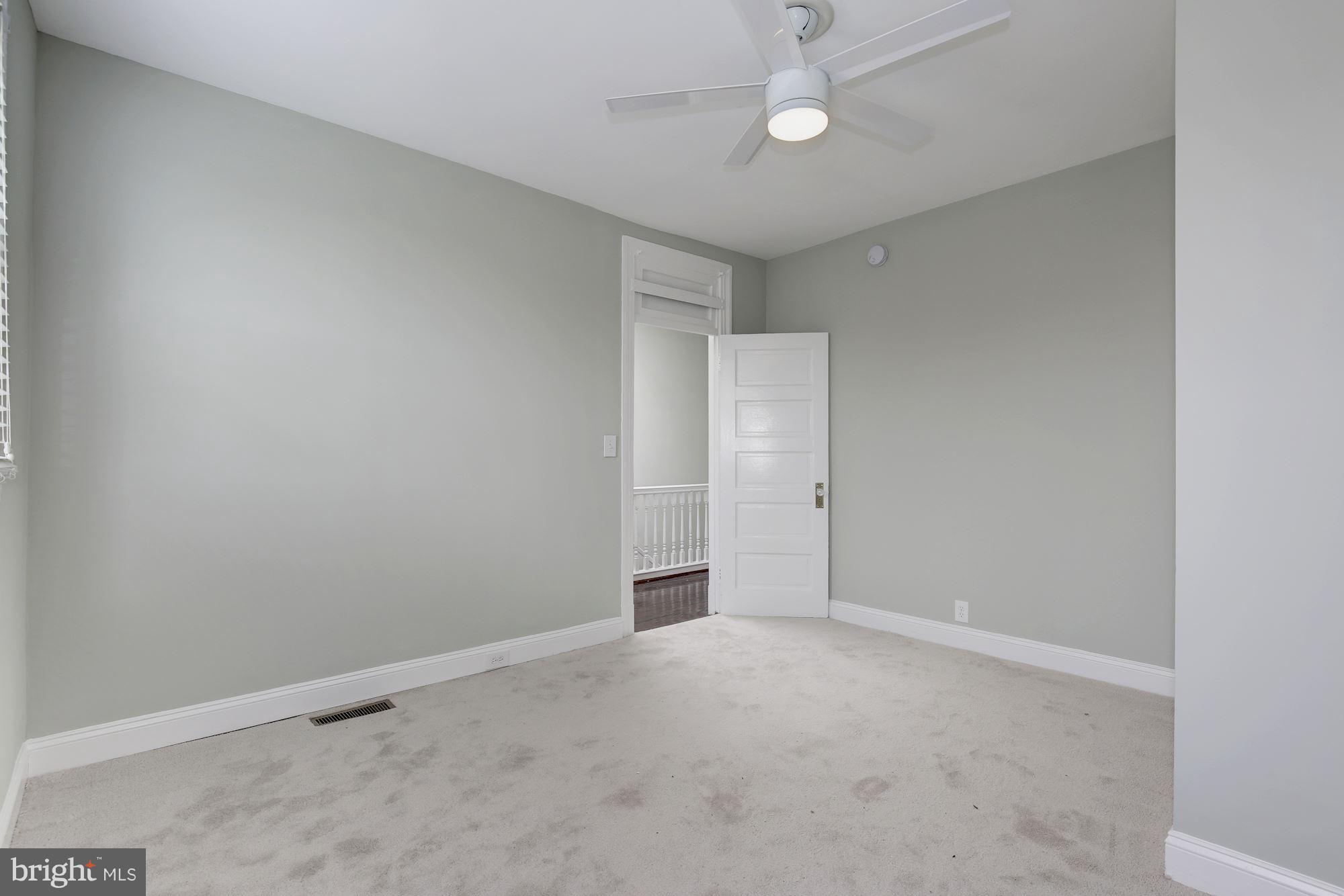 664 Columbia Road Northwest Washington, DC 20001 - Photo 19 of 29 Bedroom
