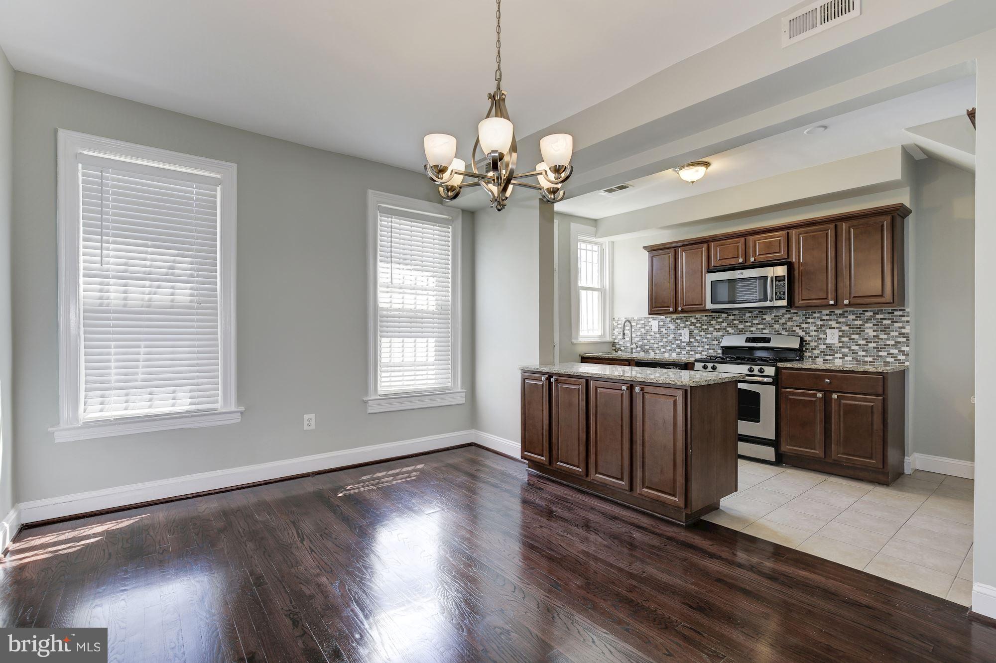 664 Columbia Road Northwest Washington, DC 20001 - Photo 8 of 29 Dining Room