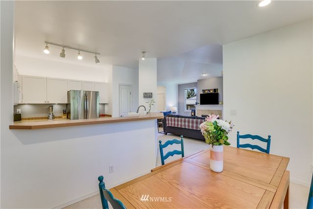 $396,000 | 1500 South 18th Street, Unit J201, Renton, WA 98055