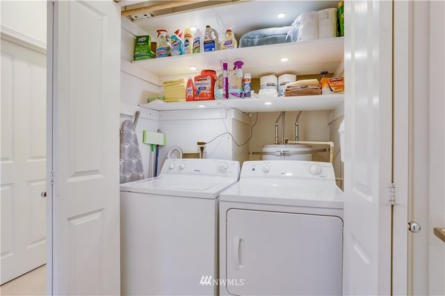 $396,000 | 1500 South 18th Street, Unit J201, Renton, WA 98055