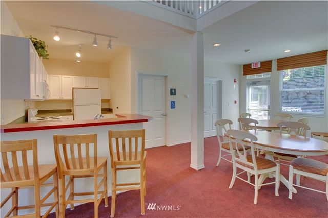 $396,000 | 1500 South 18th Street, Unit J201, Renton, WA 98055