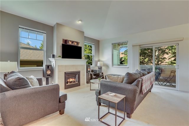 $396,000 | 1500 South 18th Street, Unit J201, Renton, WA 98055