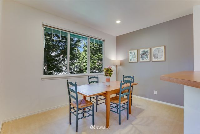 $396,000 | 1500 South 18th Street, Unit J201, Renton, WA 98055