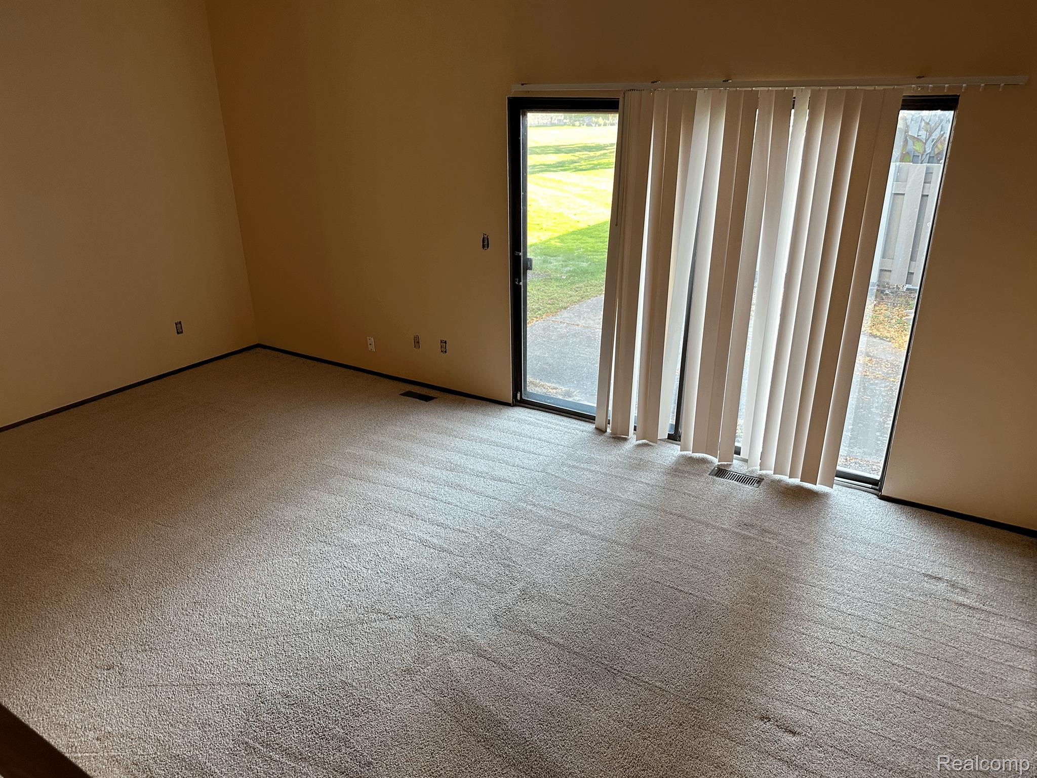 24726 Chalk Farm Road West Warren, MI 48091 - Photo 15 of 49 Gallery Image 15