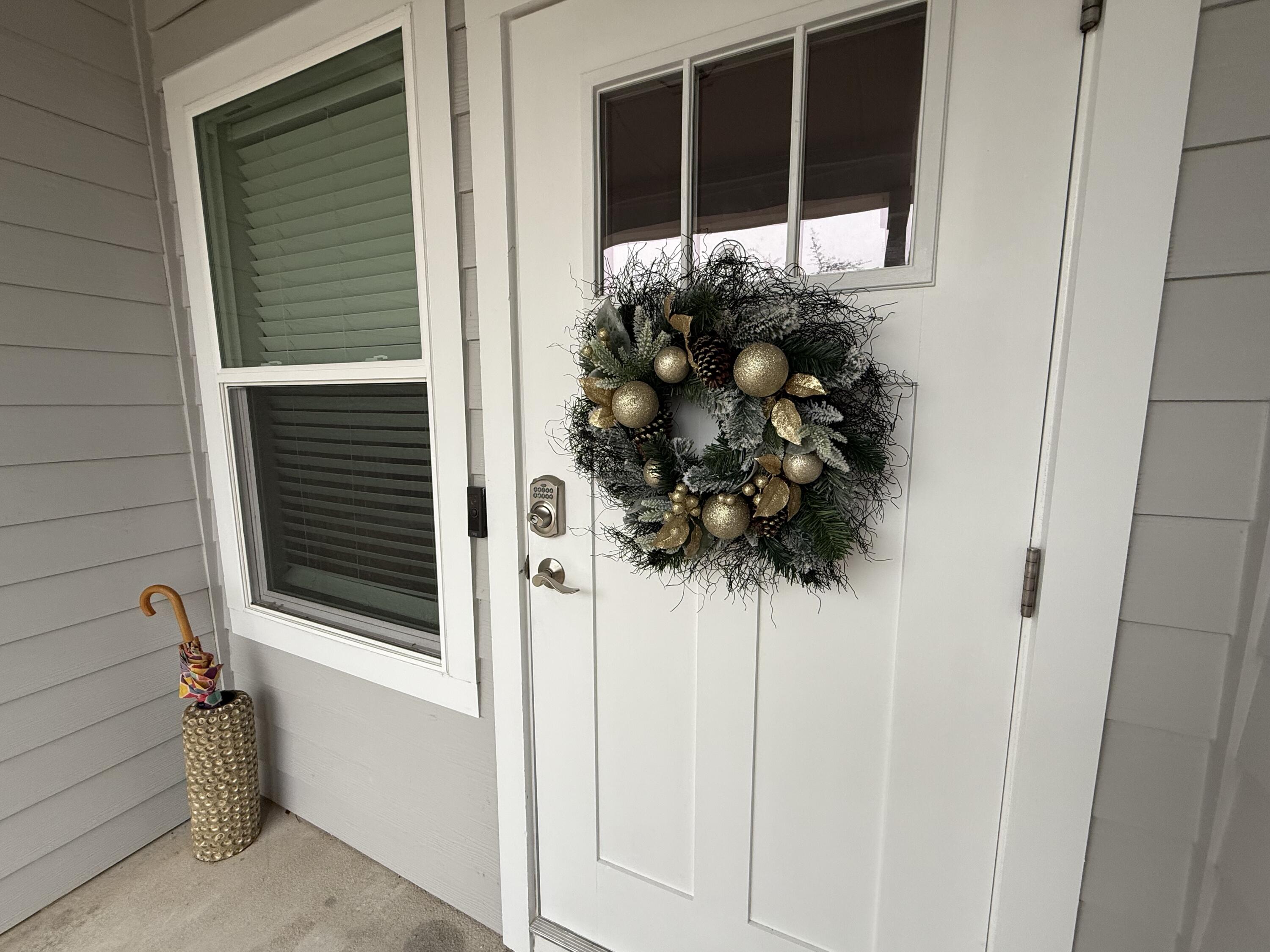 406 Date Palm Lane Freeport, FL 32439 - Photo 2 of 44