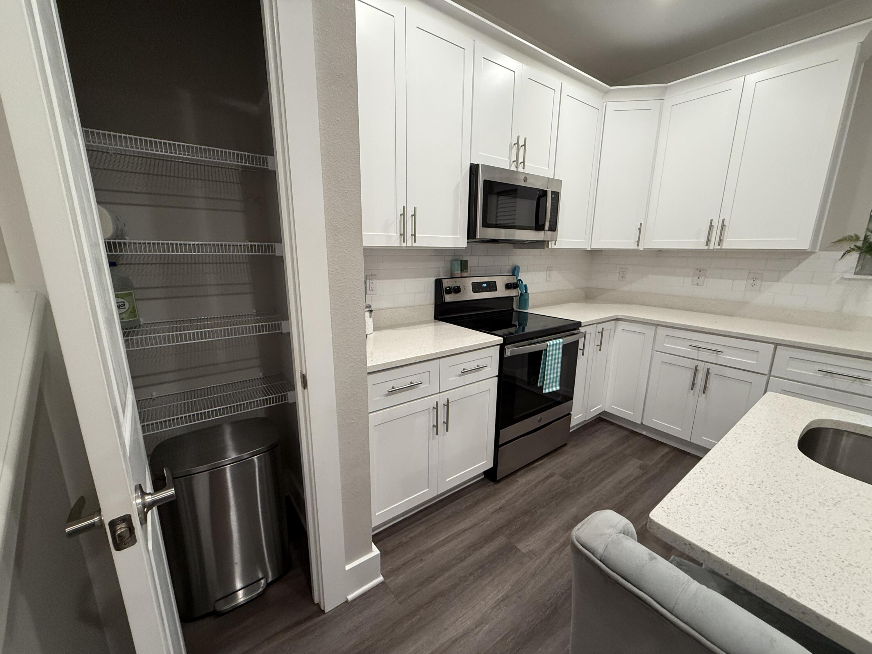 406 Date Palm Lane Freeport, FL 32439 - Photo 23 of 44