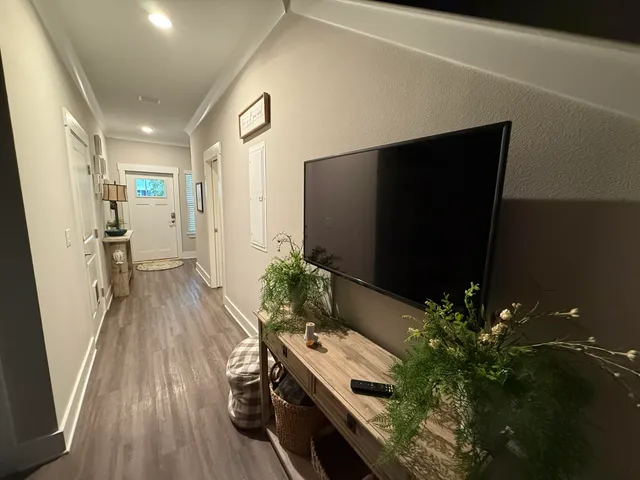 $295,000 | 406 Date Palm Lane, Freeport, FL 32439