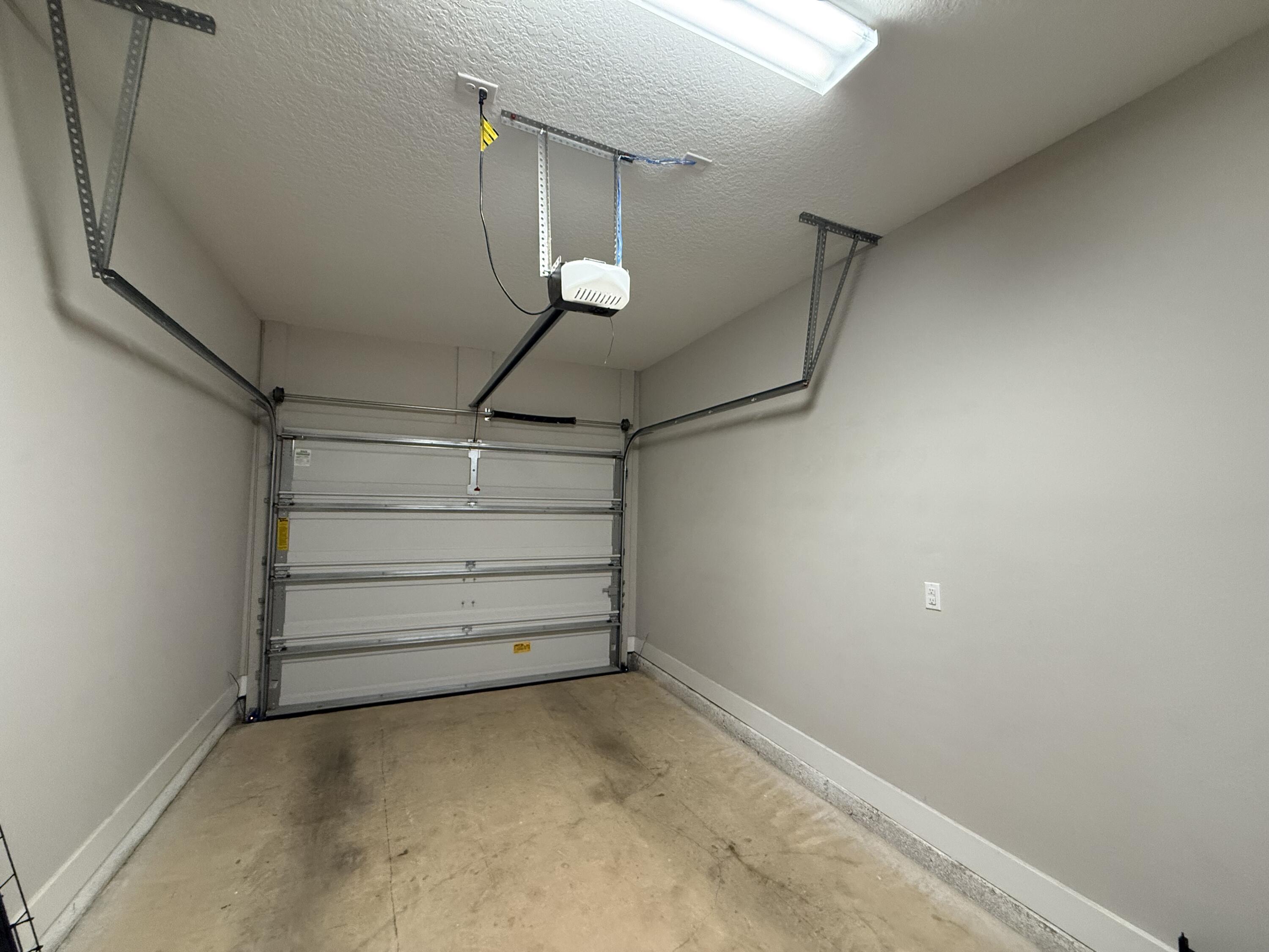 406 Date Palm Lane Freeport, FL 32439 - Photo 7 of 44