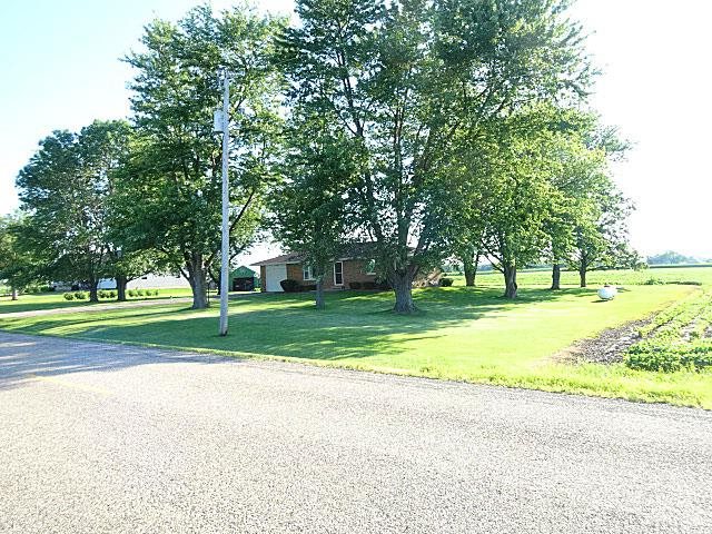 3725 North Eden Road Elmwood, IL 61529 - Photo 4 of 18 Gallery Image 4
