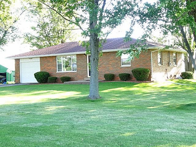 3725 North Eden Road Elmwood, IL 61529 - Photo 5 of 18 Gallery Image 5