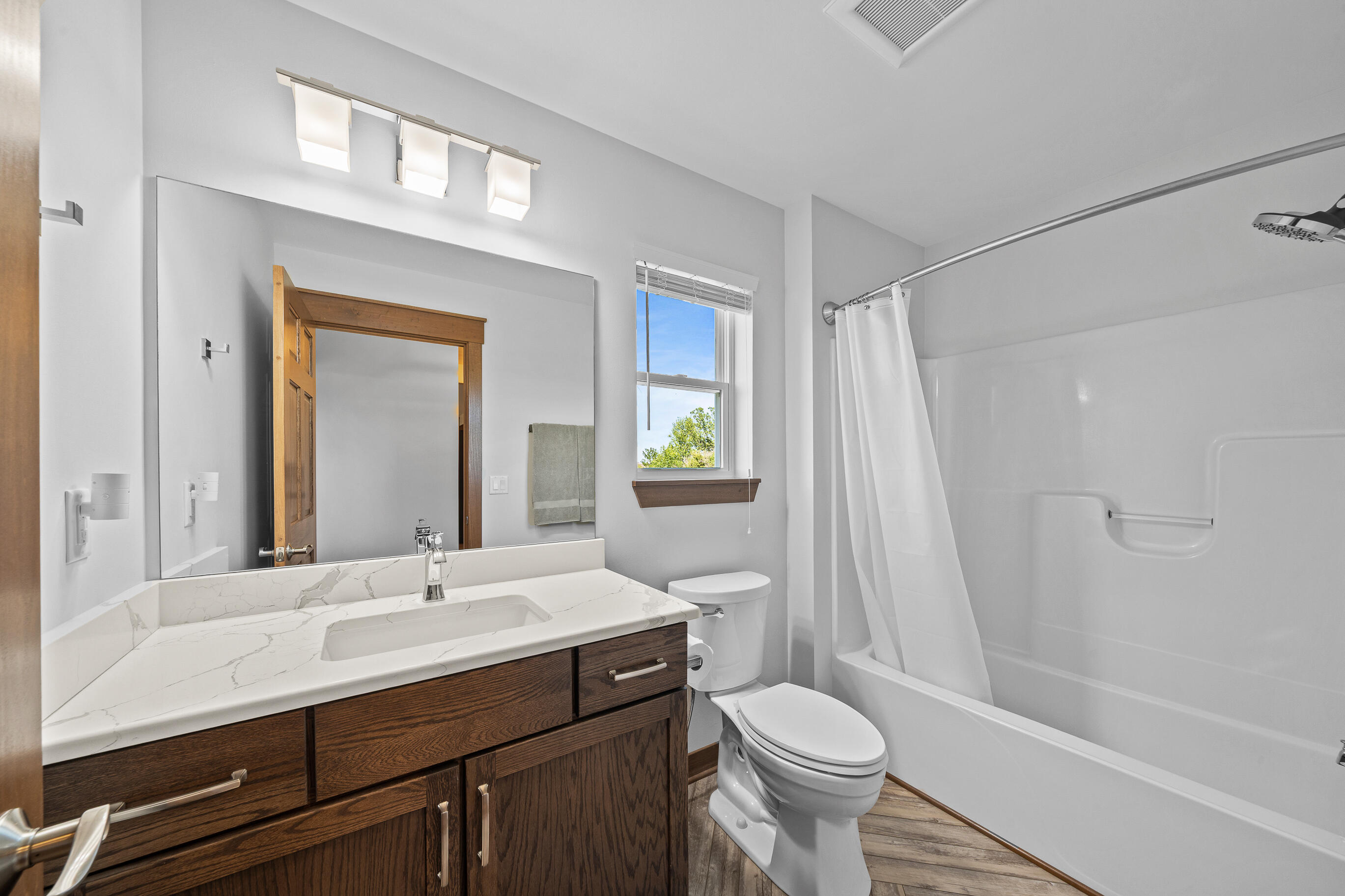 N1451 Maple Ridge Road Linn, WI 53147 - Photo 25 of 41 Bathroom