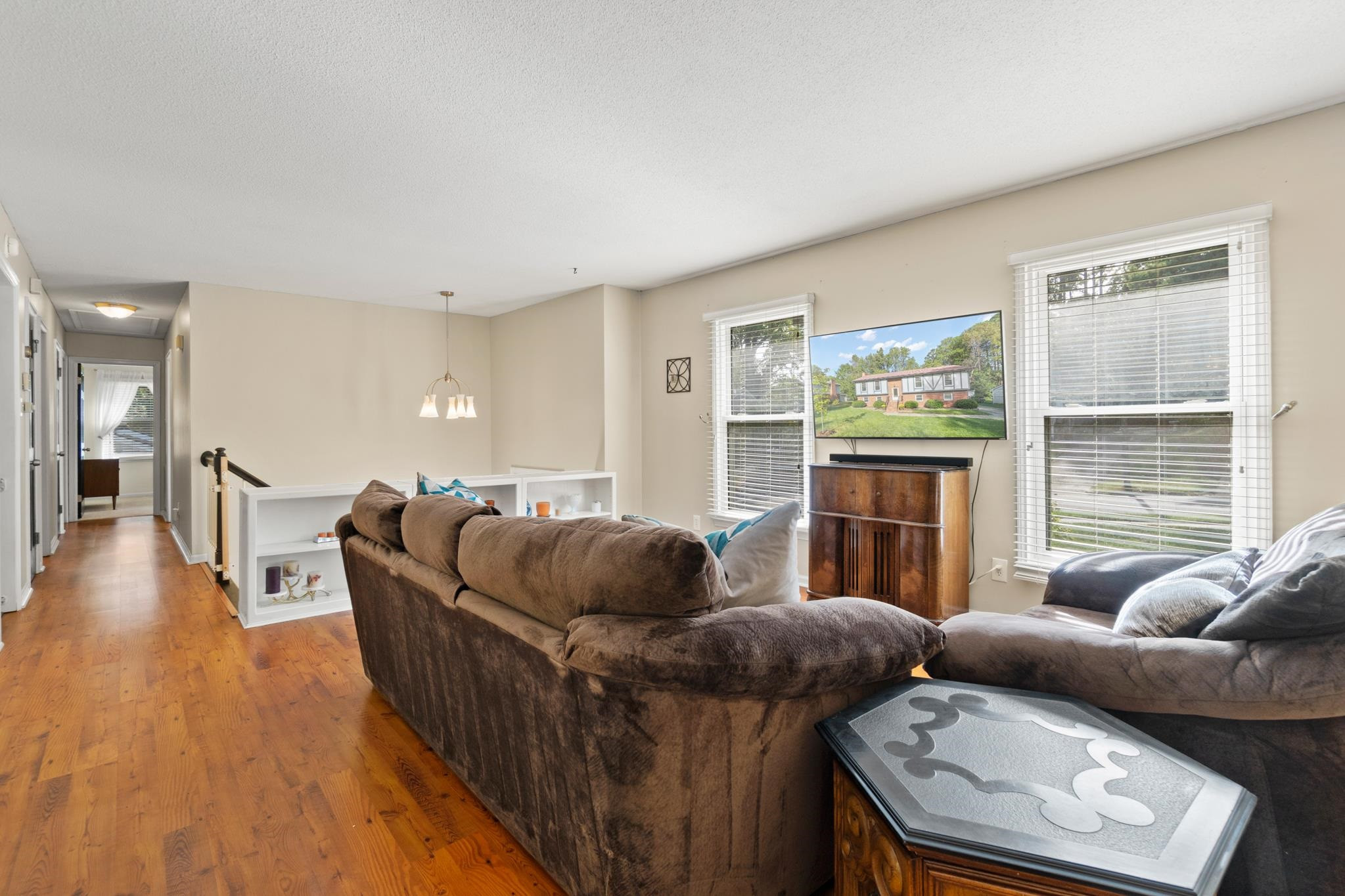 5305 Old Forge Circle Raleigh, NC 27609 - Photo 5 of 25 Living Room