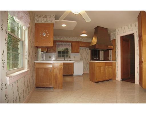 2945 North Limestone Street Springfield, OH 45503 - Photo 12 of 15