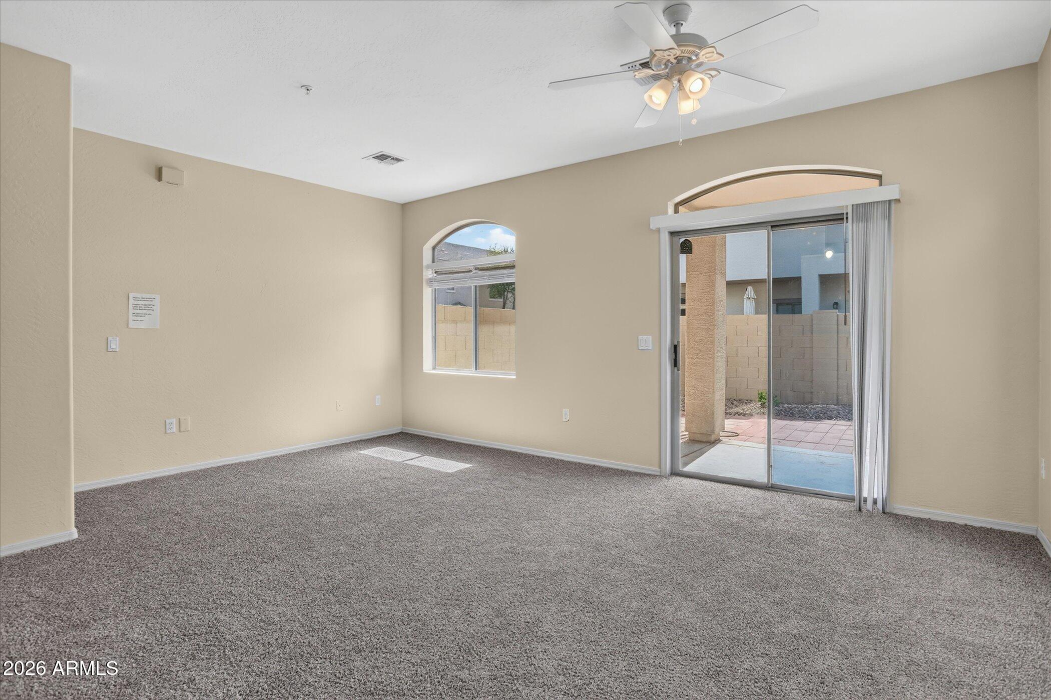2150 East Bell Road, Unit 1090 Phoenix, AZ 85022 - Photo 8 of 39 04-2150-E-Bell-Rd-1090-Phoenix-WindowSti