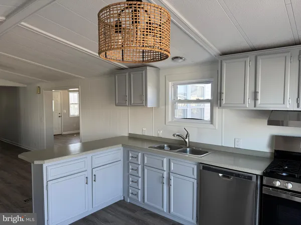 $2,000 | 36991 Laws Point Road, Selbyville, DE 19975