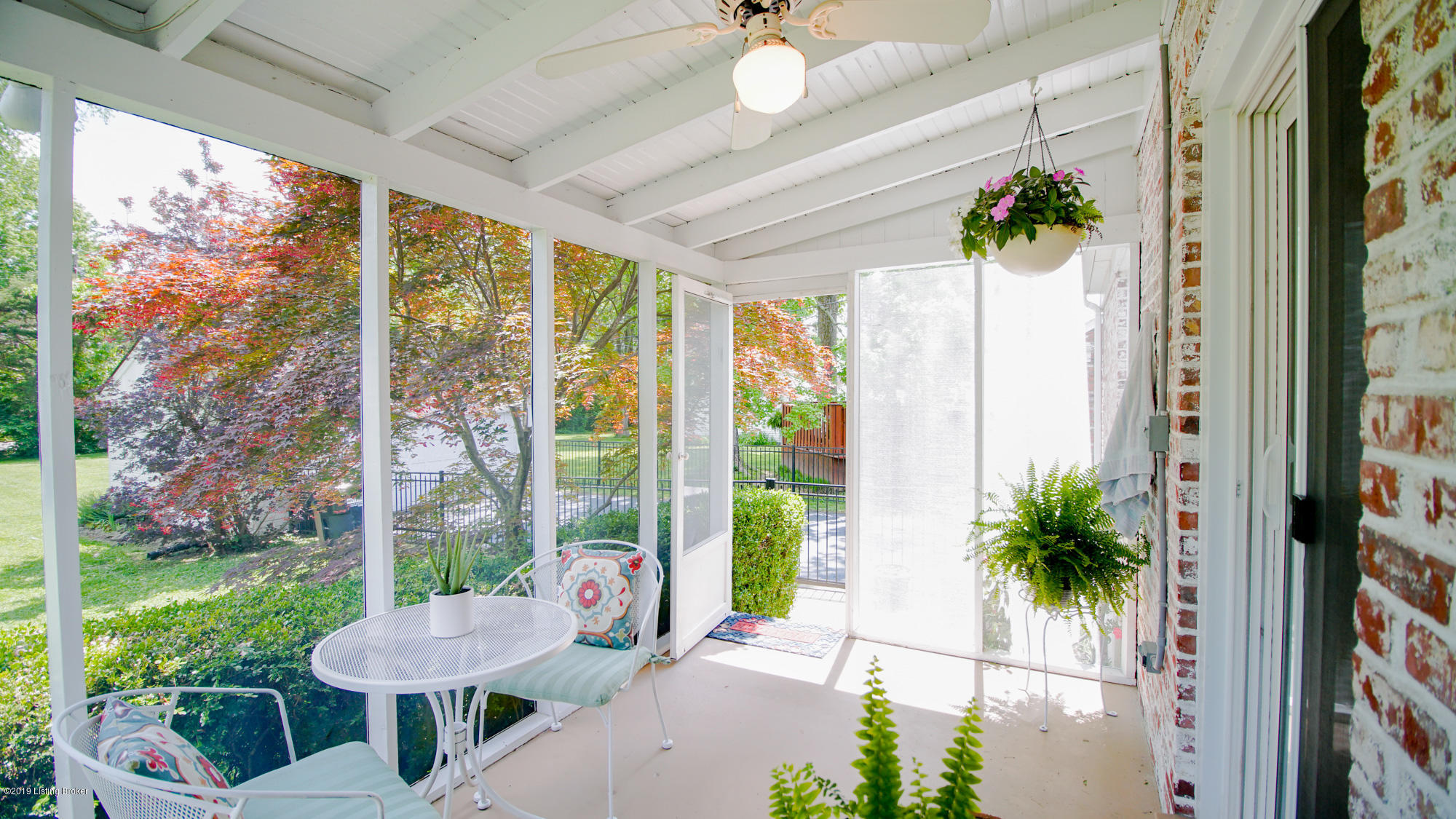 33_back porch2