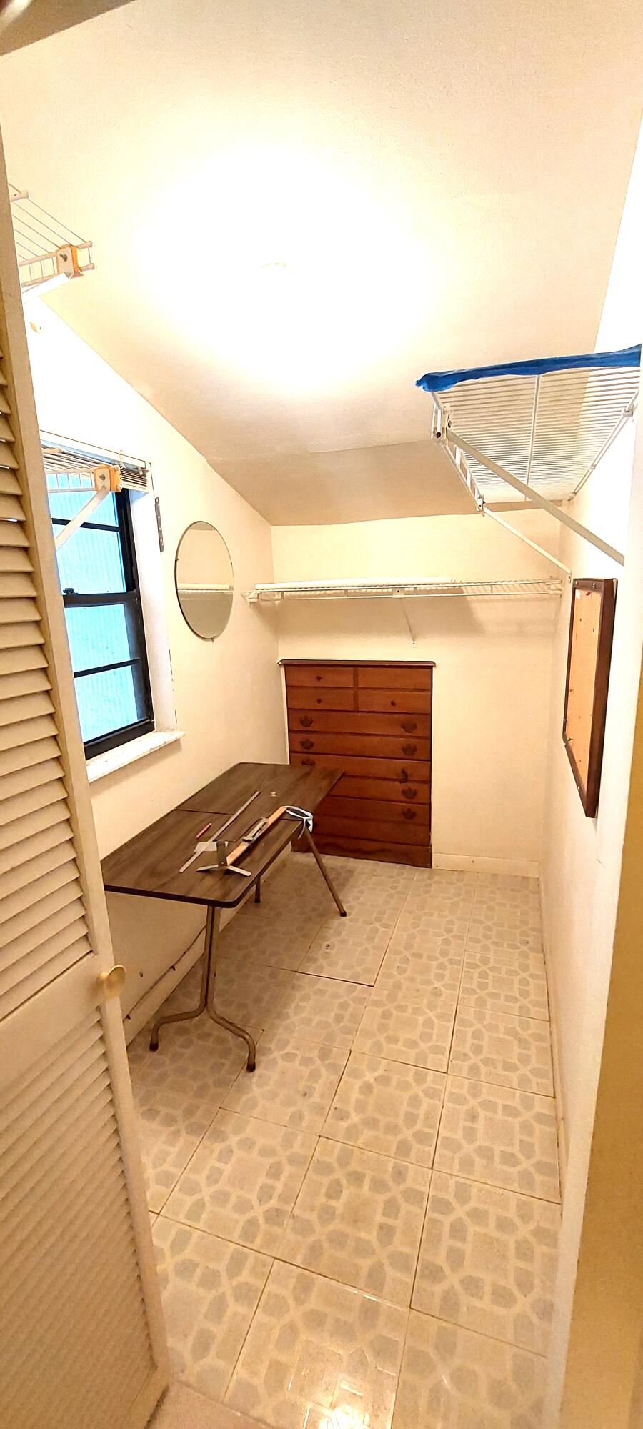2040 Colonial Road, Unit 3 Fort Pierce, FL 34950 - Photo 27 of 35 20220201_102809