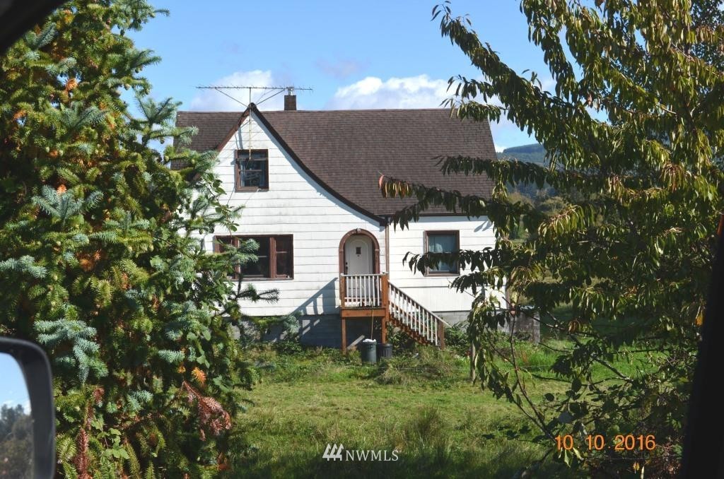 169 West Little Island Road Cathlamet, WA 98612 - Photo 1 of 18 Gallery Image 1