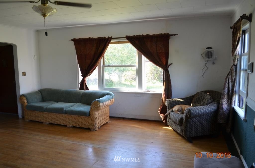169 West Little Island Road Cathlamet, WA 98612 - Photo 13 of 18 Gallery Image 13