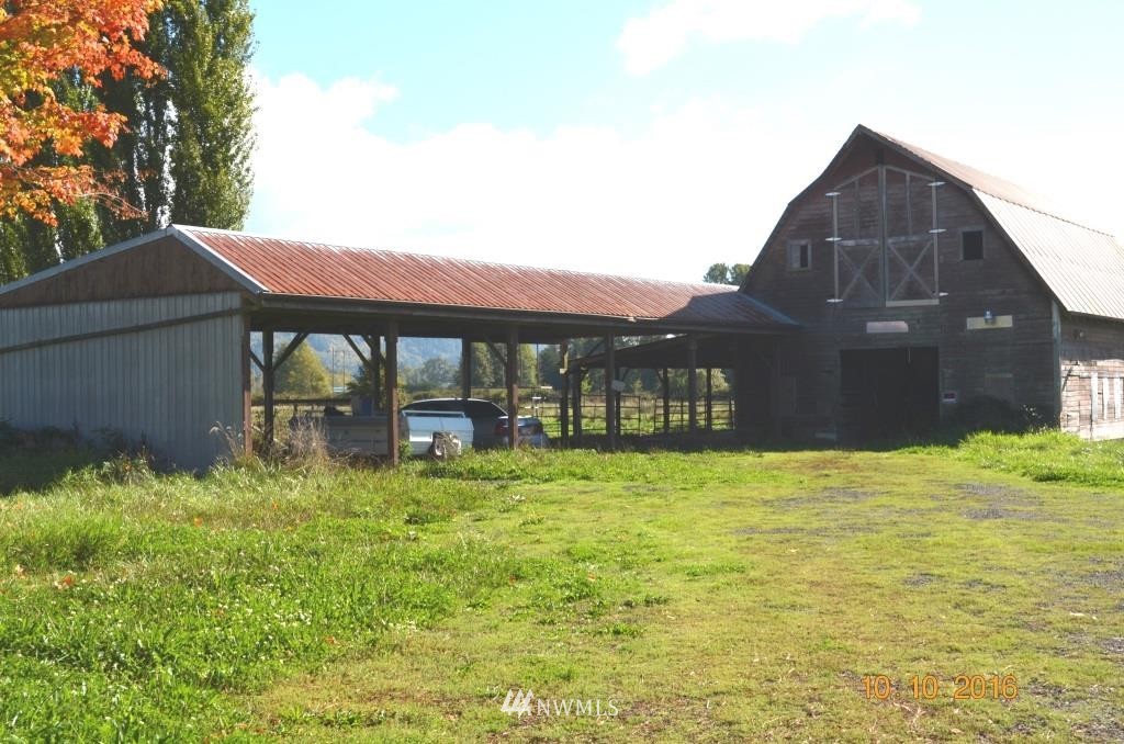 169 West Little Island Road Cathlamet, WA 98612 - Photo 4 of 18 Gallery Image 4