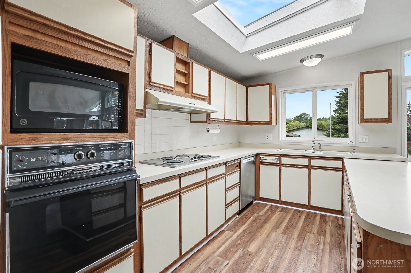 24117 8th Place West Bothell, WA 98021 - Photo 7 of 40