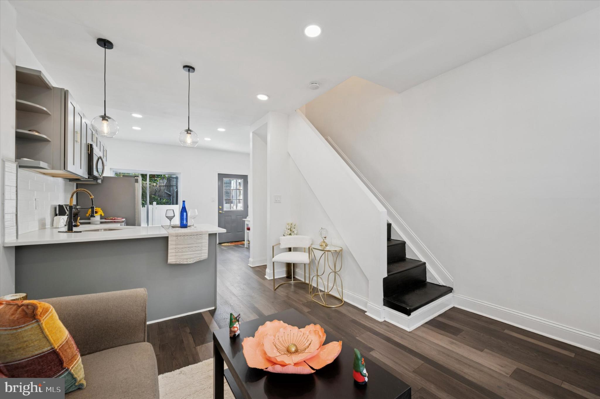 650 East Wensley Street Philadelphia, PA 19134 - Photo 7 of 24 a living room with furniture and a wooden floor