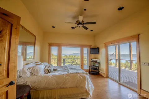 $2,495,000 | 726 Pine Ridge Drive, Orcas Island, WA 98280