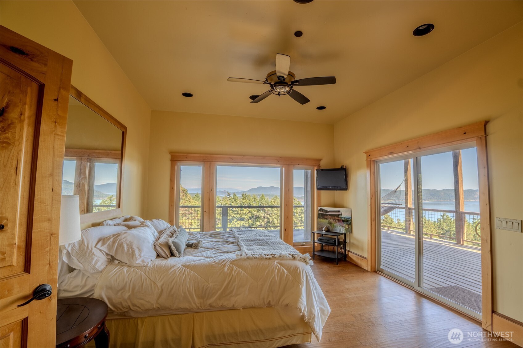 726 Pine Ridge Drive Orcas Island, WA 98280 - Photo 15 of 40