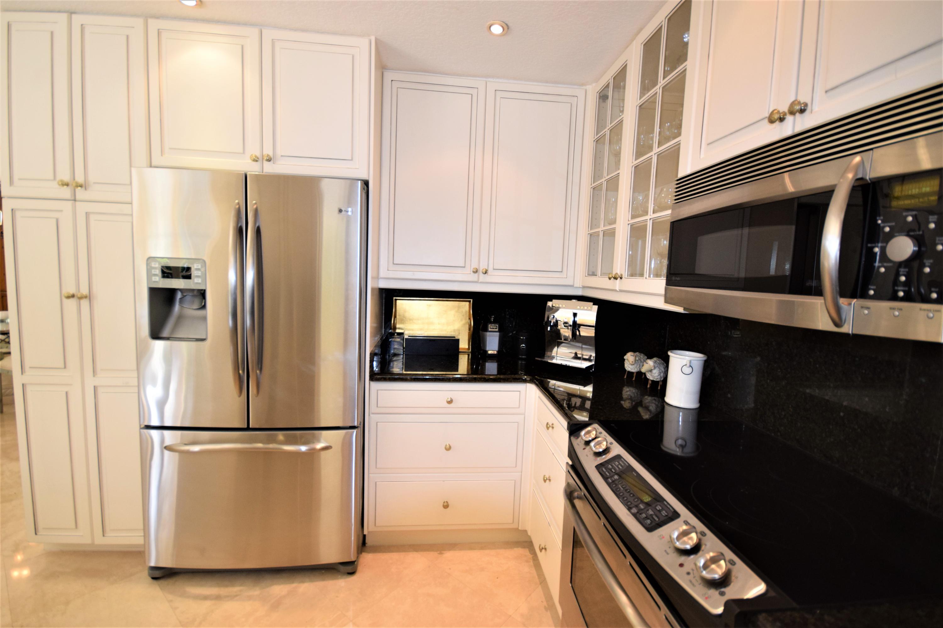 468 Southwest 15th Drive Boca Raton, FL 33432 - Photo 6 of 31 DSC_7290
