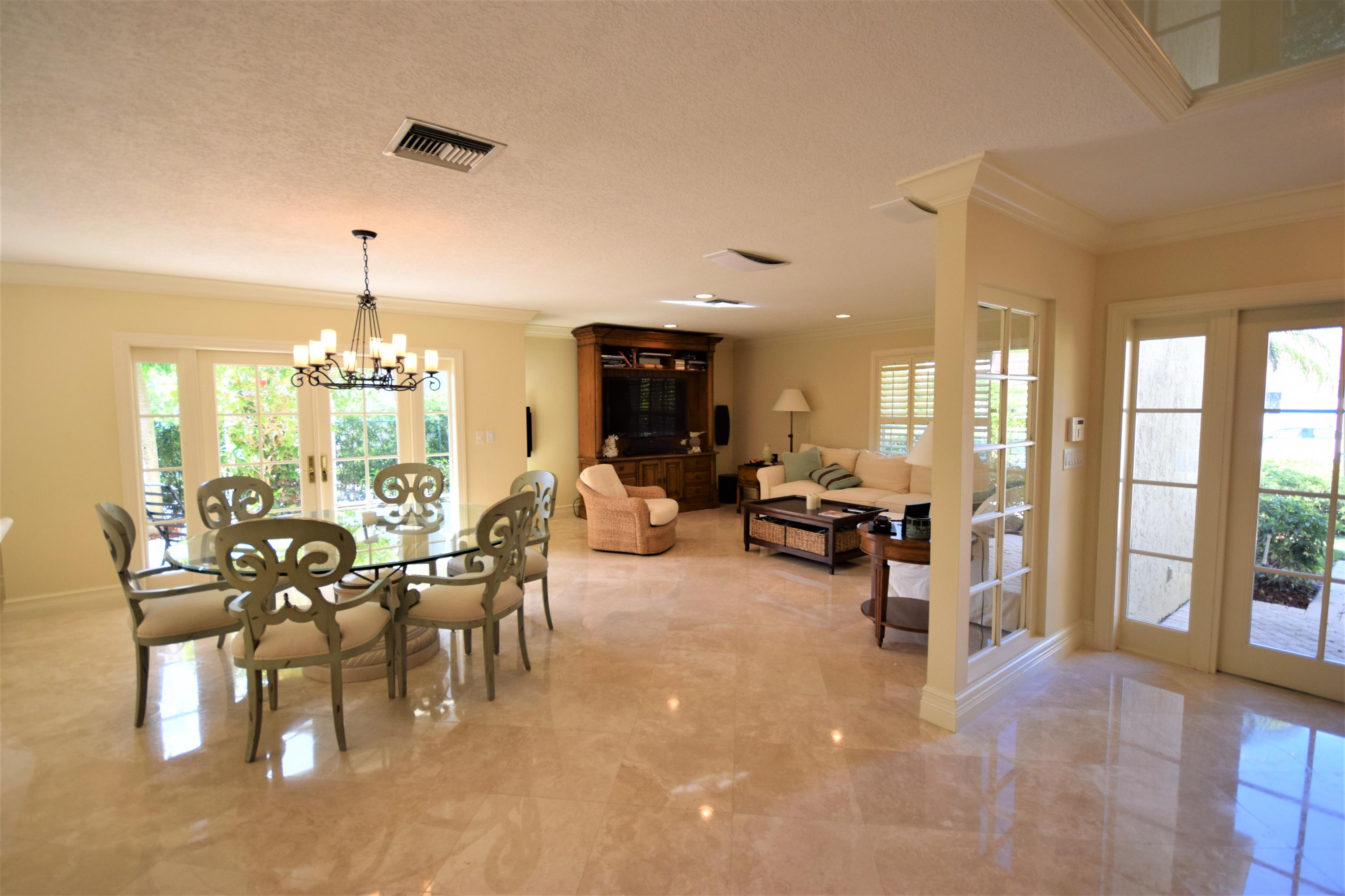 468 Southwest 15th Drive Boca Raton, FL 33432 - Photo 9 of 31 DSC_7295