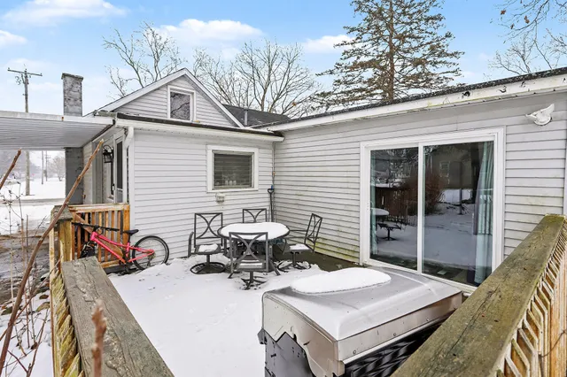 $169,000 | 702 South Davis Street, Vicksburg, MI 49097