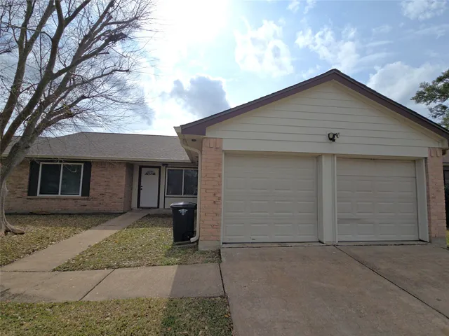 $1,895 | 19415 Southaven Drive, Houston, TX 77084