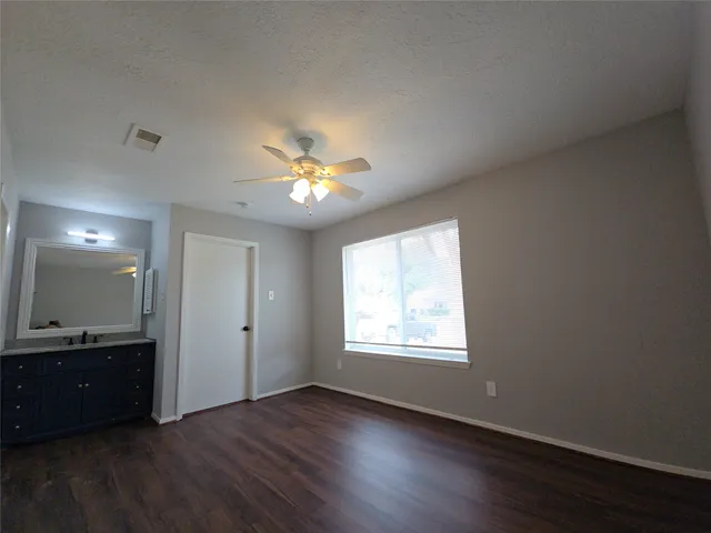 $1,895 | 19415 Southaven Drive, Houston, TX 77084